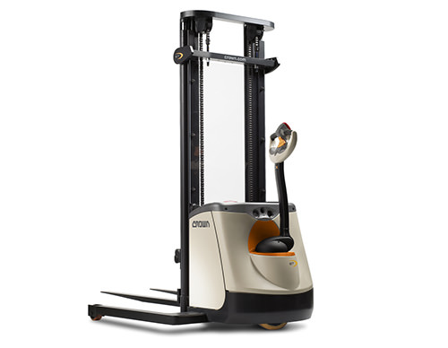 Geniş Ayaklı St Serisi İstifleyici -2