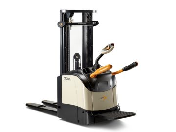 ET 4000 Platformlu İstif Makinesi